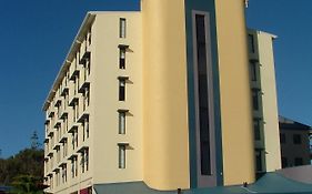 Ocean Beach Hostel Perth